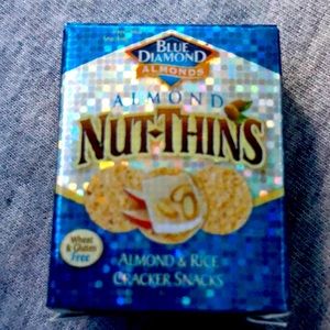 Selling a RARE metallic mini brand series 2!